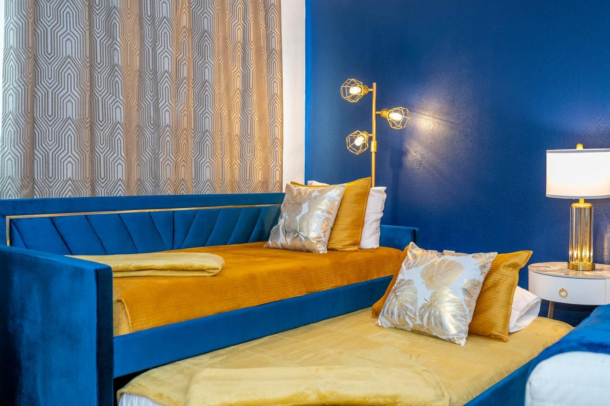 Apartamento Luxury Lakeview Getaway 1 Mile Universal